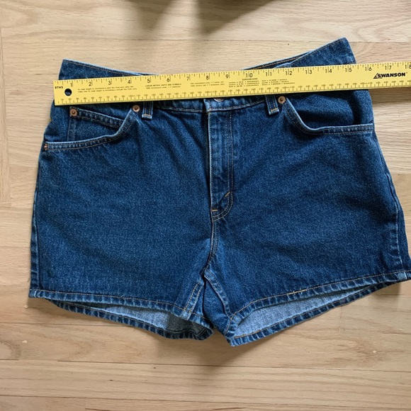 VINTAGE LEVI’S 941 Orange tab Denim Shorts - Picture 2 of 10